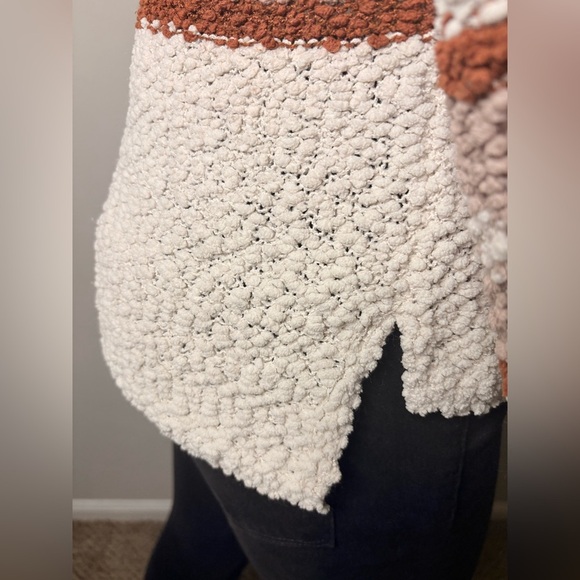 Bobeau Cream and Brown Crew Neck Sweater with Stripes - Picture 4 of 7